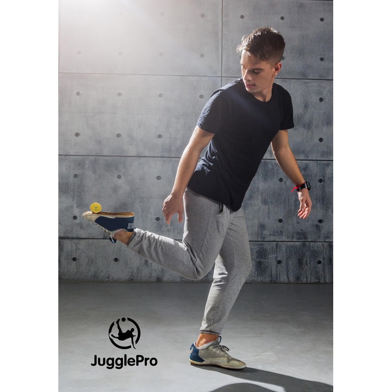 Juggle Pro Hacky Sack Footbag with 14 Panels - Sumo