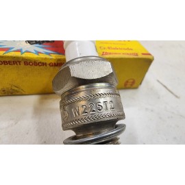 Bosch 4 PACK BOSCH SPARK PLUG VINTAGE W225T2 / 0 241 245 503 NEW OLD STOCK OEM PART