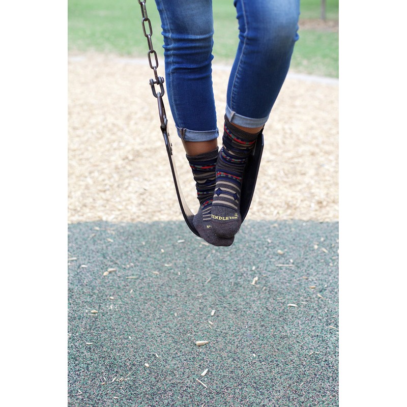 Pendleton Camp Crew Socks, Roaming Bison Charcoal, Large(9-12)