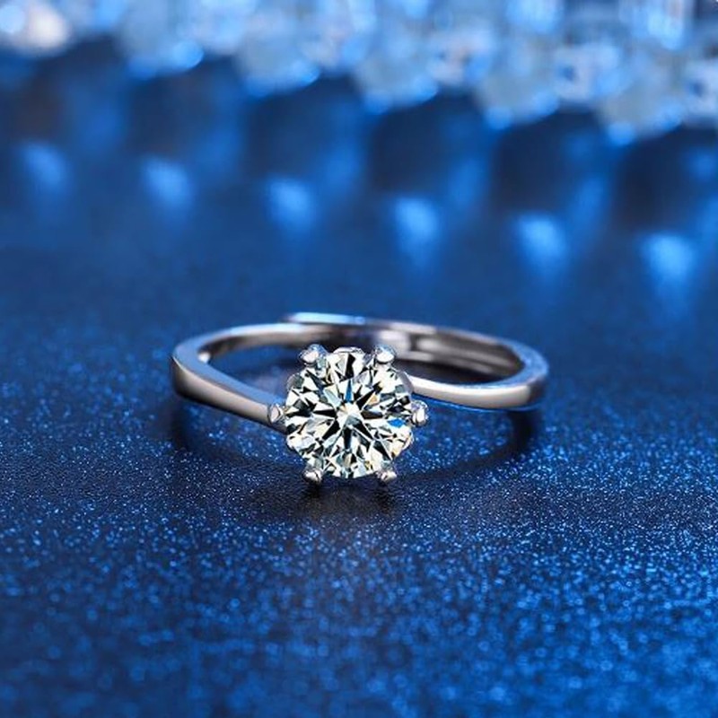 IzuBizu London Women Sterling Silver Solitaire Ring Adjustable Round Cut