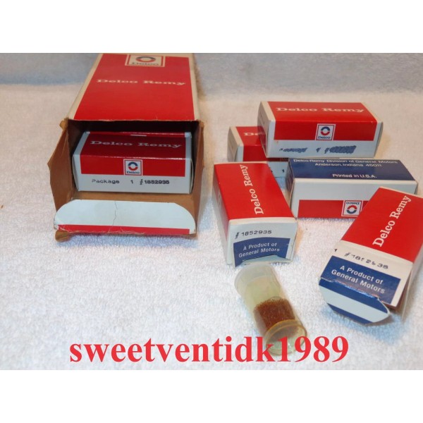 Delco-Remy / GM ‘NOS’ Delco-Remy Lubricator Kit .. GM #1852935