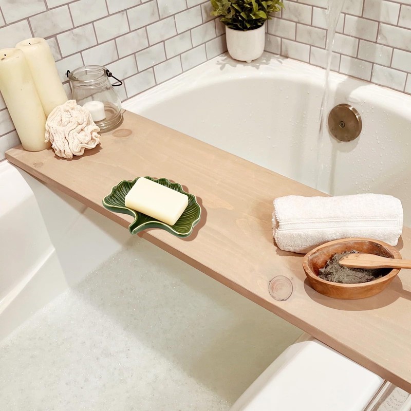 YoHyien Ceramic Soap Dish with Drainage, Ginkgo Leaf Shaped Soap