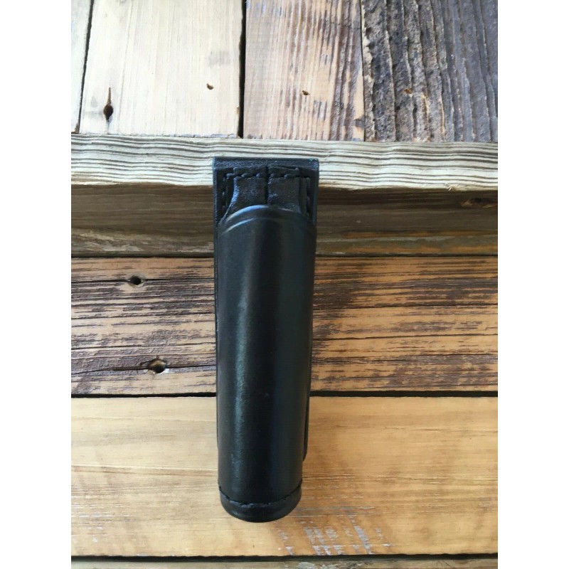 Tex Shoemaker Police Duty Flashlight Holder 93 1" Diameter Black