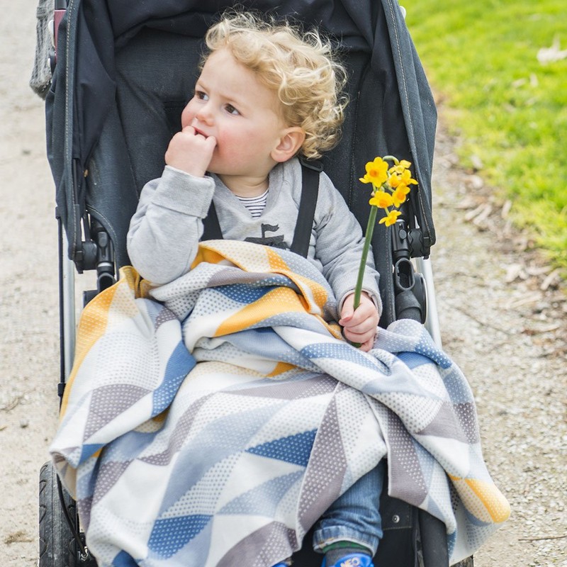 Weegoamigo Knitted Baby Blanket - Geo Blue