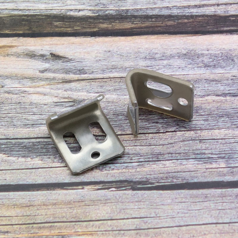 EMSea Pack of 50 Spring Clips for Upholstery, 5 Holes