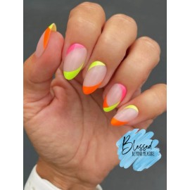 Red Aspen Press On Nails~ Sunset Days, Regan~ Nail Dashes~Almond ~Medium ~Shiny