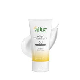 Alba Botanica Protector solar para cara, loción mineral transparente sin fragancia, SPF 50 de amplio espectro, resistente al agua y biodegradable, botella de 2 onzas líquidas (el embalaje puede variar)