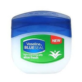 Vaseline Aloe Fresh Skin Moisturizer 3.38 Fl Oz Pack of 1 100 ml