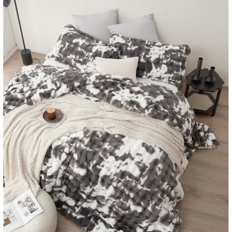 Byourbed Chunky Bunny Spotty - Coma Inducer® Oversized King Comforter