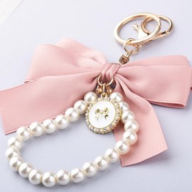 Pink Pearl Chain Bow Keychain for Backpack Bag Charms for Handbags Purse Keychain Wristlet for Women Girls Beaded Bracelet Keychain for Car Key Chain Accessories for House Car Keyring Pearl Charm