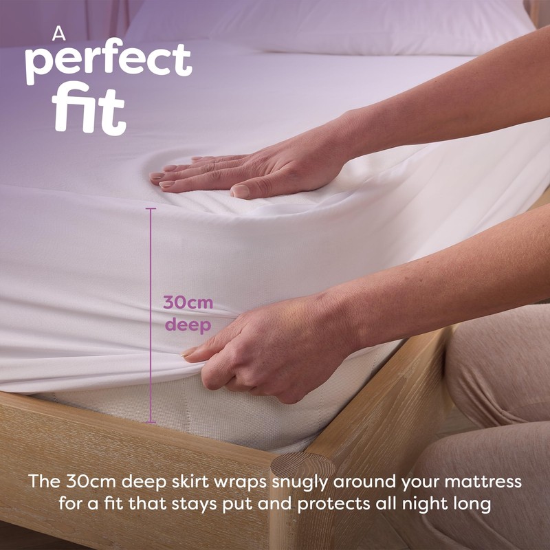 Slumberdown Waterproof Mattress Protector Single Bed - Super Absorbent &