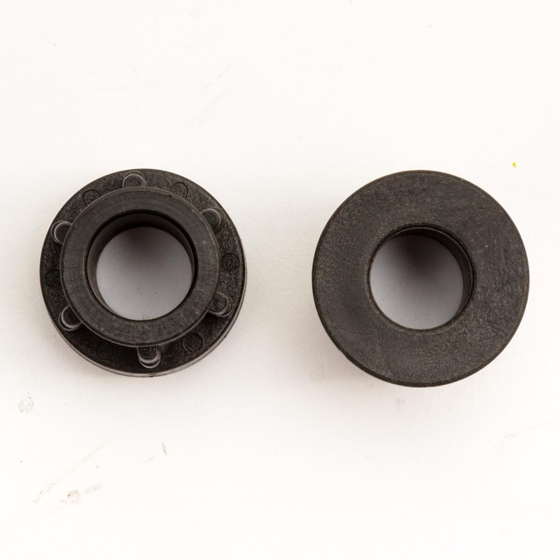 2x Plastic Reducer Bushes 1" / 25mm to 1/2" /
