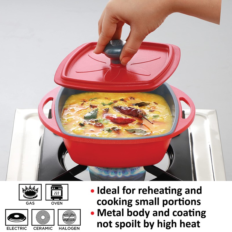 Hawkins 0.75 Litre Mini Casserole with Lid, Square Series Die-Cast