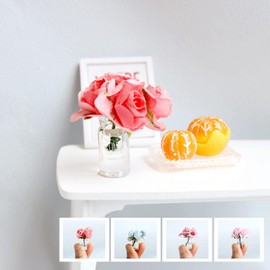 ​​1:12 Scale Miniature Glass Vase for Dollhouse, Hand-Painted Flower Bottle, Tiny Décor Accessories for Mini Scene Landscape Display​ (Blue White)