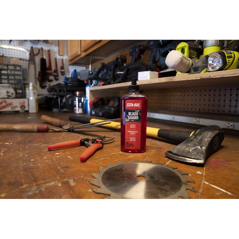 STA-BIL Blade Guard - Premium Lubricant, Helps Maintain Edge, Will