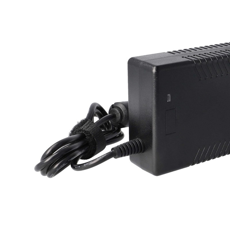 vhbw Netzteil kompatibel mit Toshiba Satellite A70-S2492ST, A70-S259, A70-S2561, A70-S256
