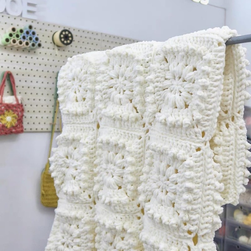 Maxee Chenille Wool Yarn, 180 g (90 g x 2),