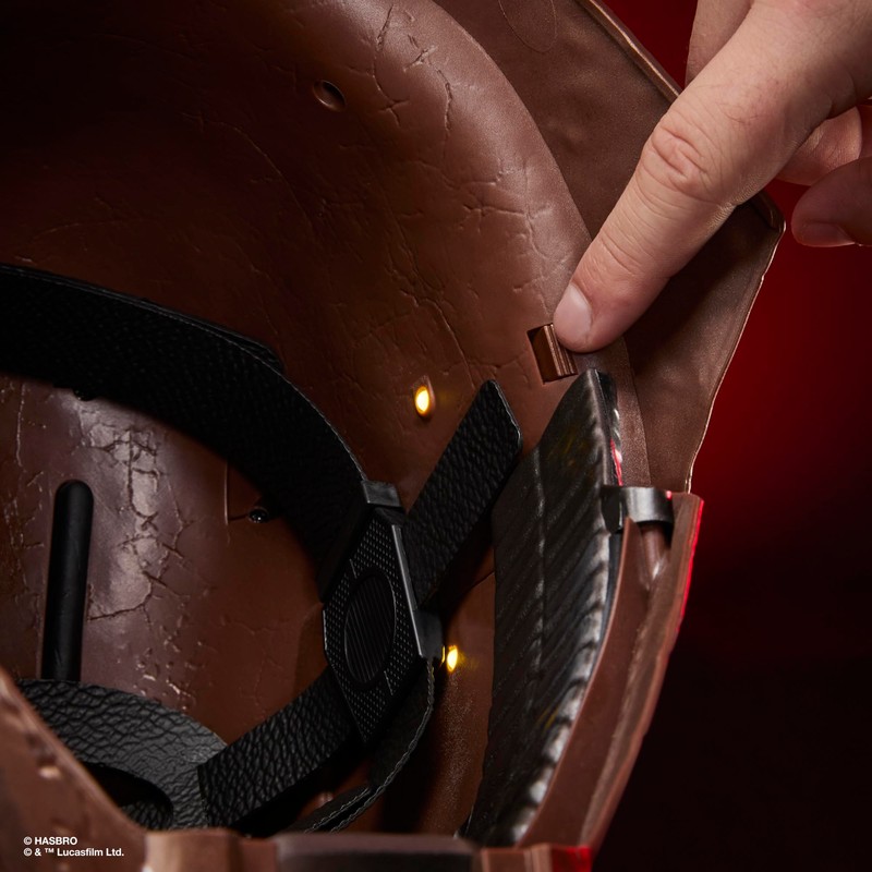 STAR WARS The Black Series The Stranger Premium Electronic Helmet,