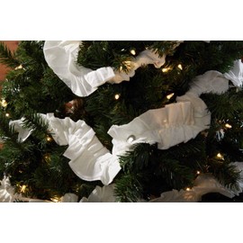 Piper Classics White Christmas Garland, 9 Ft Long, Vintage Farmhouse Holiday Tree Trimming Decoration