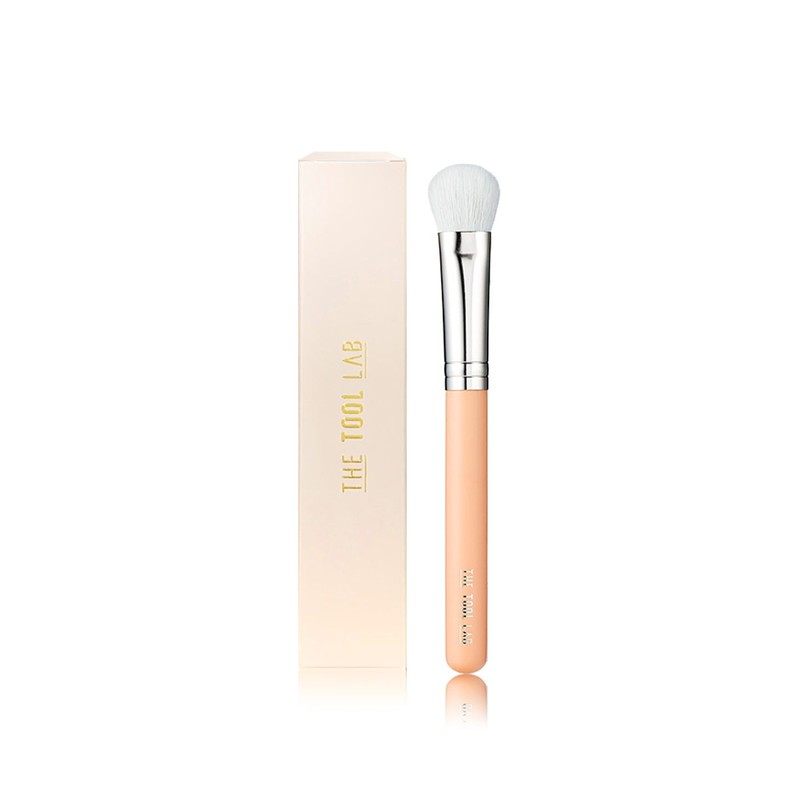 The Tool Lab 156 Small Cheek and Blending Brush