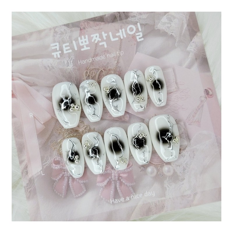 Black Hole Cheek Handmade Nail Tips - Oval XL /
