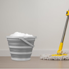 Relaxdays Foldable Bucket, 10 Litres, Spout, Hanging Eyelet, Carry Handle, Folding Bucket for Home & Camping, Cleaning Bucket, Grey/White