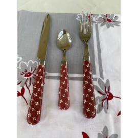 Quid Novi Flatware- Hearts & Flowers - Red Background  - Happy Valentines!