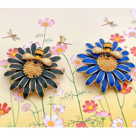 GFM® Bee Flower Brooch - Christmas, Mother's Day, Birthday, Valentine's Day, Metal