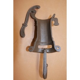 Farmhouse Bathroom Towel Hooks Cast Iron Cistern Hand Pump, 9", H-85, Set of 3