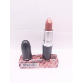 M.A.C @AHOODDALENZI Matte Lipstick. (Warm Brown Beige)