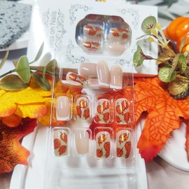 24Pcs Maple Leaf Press on Nails Thanksgiving Medium Square False Nails Fall Leaves Stick on Fingernails Glossy White French Acrylic Fake Nail Silver Glitter Gel Glue on Nail for Coquette Women Girls