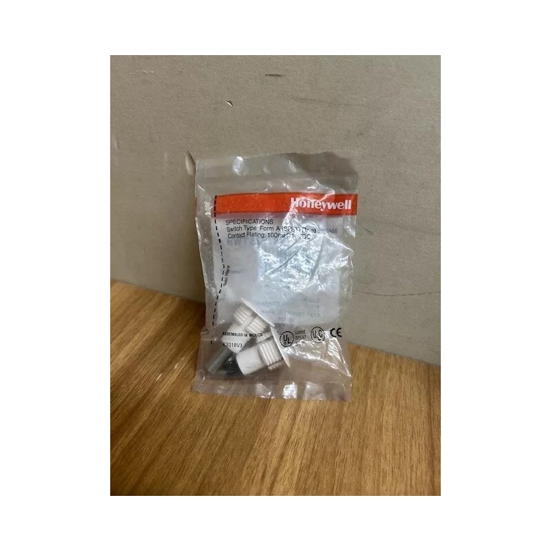 Honeywell 947-75TWH HONEYWELL Steel Door Contact w/ Screw Terminals White