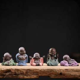 5 Style Beautiful Buddha Statues Small Monk Figurine Ceramic Buddha Sculpture Feng Shui Ornaments Home Decoration