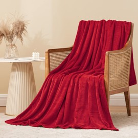Aisbo Fleece Blanket Red Throw - Versatile Soft Warm Blanket Fluffy Throws for Sofa Couch Single Size, Cozy Solid Bed Flannel Blanket for Travel, 130x150cm