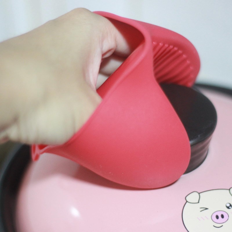 Mini Silicone Oven Mitts Set – Heat Resistant, Non-Slip, BPA-Free
