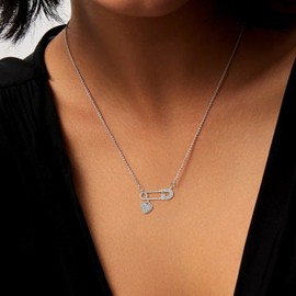 Safety Pin Necklace with Heart Charms Rhinestone Heart Charm Necklace Safety Gifts for Women Adjustable Chain Fashion Jewelry