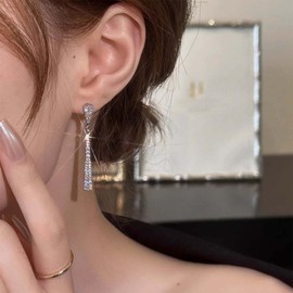 Aneneiceera Vintage Crystal Chandeliers Drop Earrings Silver Tennis Chain Earring Long Rhinestone Dangle Earring Cz Paved Chain Tassel Earrings Wedding Chandelier Statement Earrings Jewelry for Women