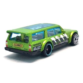 Hot Wheels - Volvo 240 Drift Wagon - HW Slammed 4/5 - HKJ07 - Short Card - Yokohama - Metallic Green - Mattel 2023