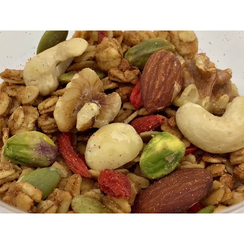Good Morning Tokyo Premium Nuts & Cinnamon Granola, 9.5 oz