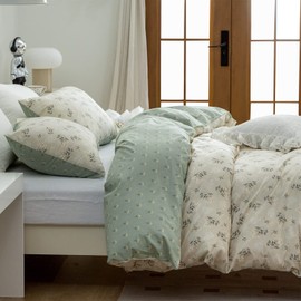 BUPIRD King Comforter Set - Soft Cute Floral Bedding, Green Flower Print Botanical Garden Style, 1 Comforter and 1 Pillowcases for All Seasons