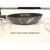 Crack'em Egg Cracker & Spoon Rest (Jet Black) - Perfectly