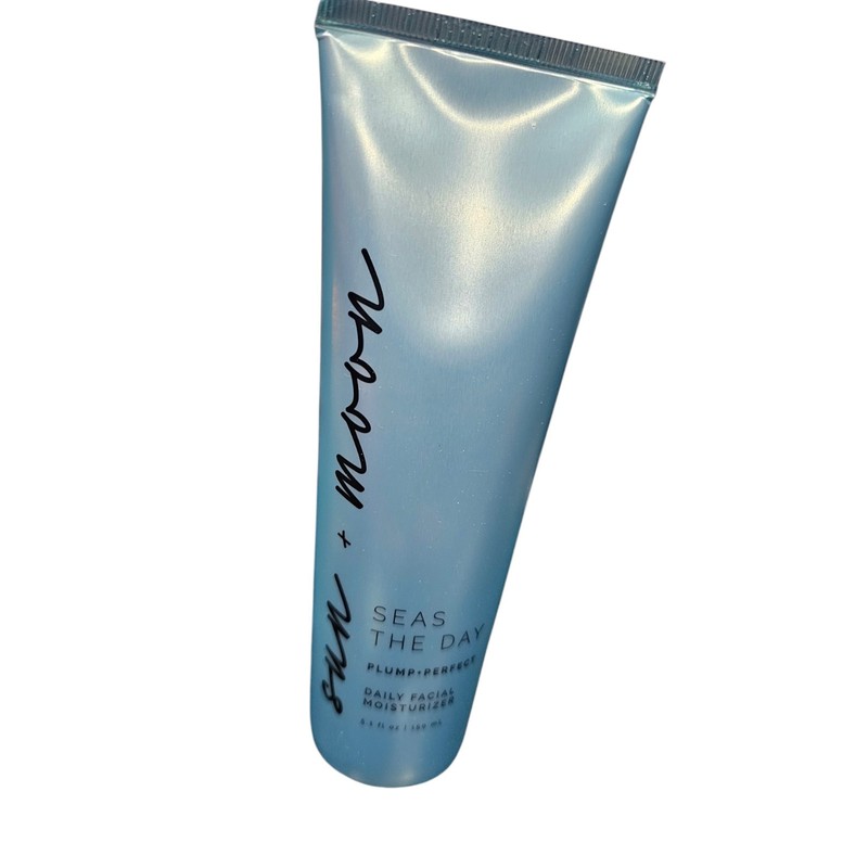SUN+MOON Seas the Day Plump + Perfect Daily Facial Moisturizer