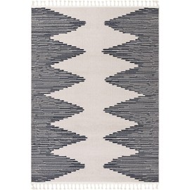 Well Woven Zella Ivory Tribal Diamond Medallion (5'3" x 7'3") Area Rug