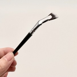 Design Mobile Fan-shaped Angled Makeup Shading Eyelash Eye Brush