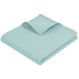 ZOLLNER Cuddly Blanket in 150 x 200 cm – Wrinkle-Resistant and Breathable Couch Blanket in Light Blue – Washable up to 60 °C – Timeless Waffle Pattern – Hotel Linen Quality – Oeko Tex® Certified