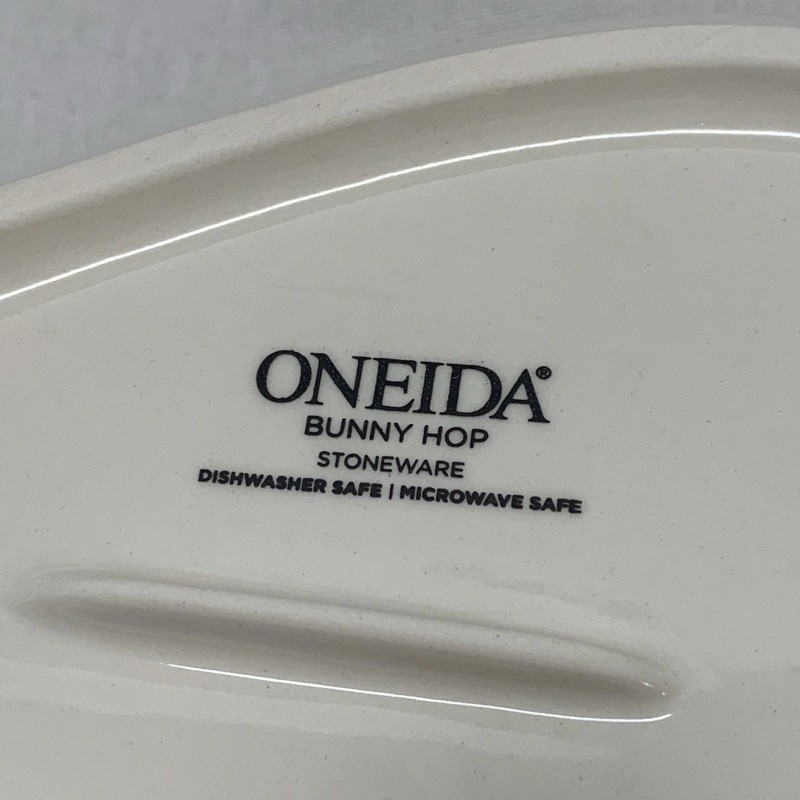 Oneida Stoneware Bunny Rabbit Platter Easter Serve ware Decorations Bunny