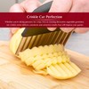 Innoteck Essentials Stainless Steel Crinkle Cutter - Ergonomic Handle -