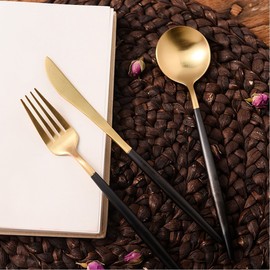 Itian 4 Piece Stainless Steel Cutlery Set In Black/Gold Edition