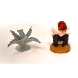 5 cm hidden nativity scene. find the Christmas figure. the man who poops. shitting statuette. nativity scene set, figures, jesus. 3 kings. scale models