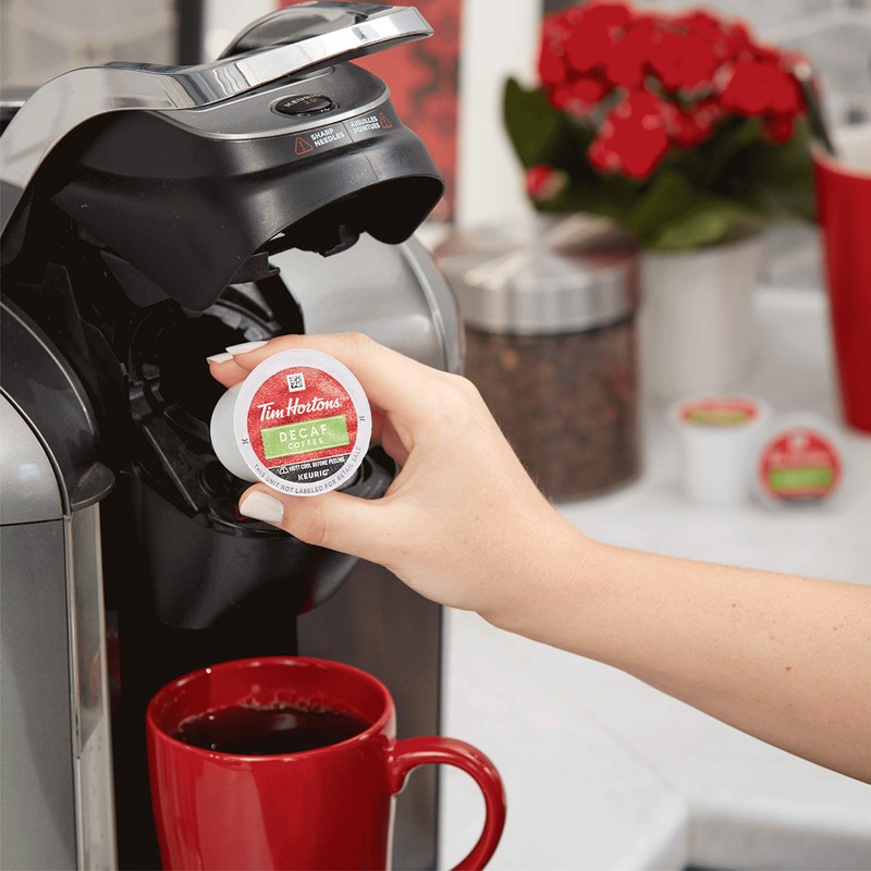 Tim Hortons Decaf Medium Roast Coffee, Single-Serve K-Cup Pods Compatible